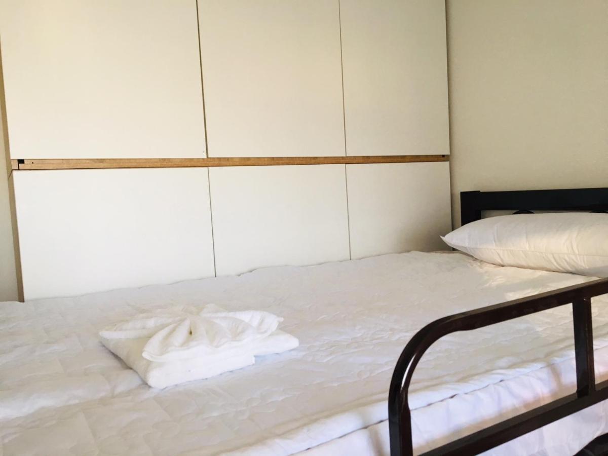 Gold Bee Dormitary Service Apartment Хошимін Екстер'єр фото